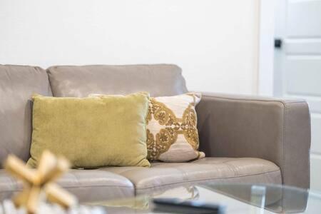 The Warhol - Pet-Friendly Apartment Bentonville Exteriör bild